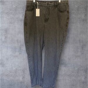 Good American black 90s Relaxed Women Jeans. Size 16. New with tags.